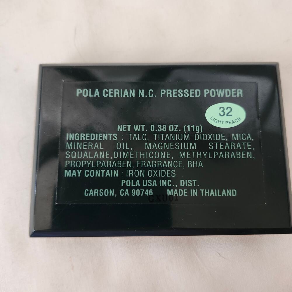 Pressed Powder Pola Cerian .38 Oz Light Peach 42 Mirrored Compact D2 - Picture 4 of 7